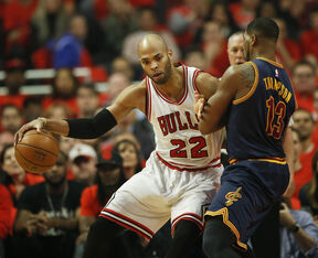 Taj Gibson (2).jpg
