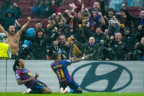 Rafinja slavi najlepši gol na Barselona Fejenord