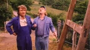 Lepa sela lepo gore scena