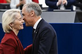 Ursula fon der Lajen Mark Karni