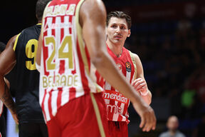 Crvena Zvezda - Aris  (3).jpg