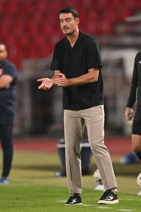 Crvena Zvezda - Radnički Niš (3).jpg