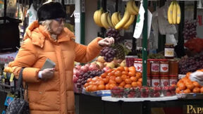 Lepa Brena pijaca.jpg