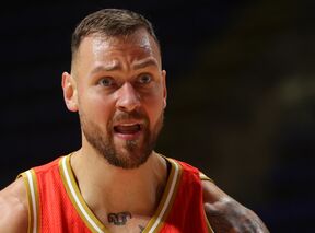 Donatas Motiejunas u dresu Crvene zvezde