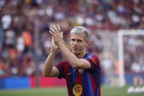 Dani Olmo u dresu Barselona na trofeju Đoan Gamper