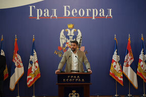 Obraćanje Šapića (1).jpg