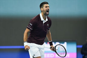 Novak Đoković se raduje posle poena.