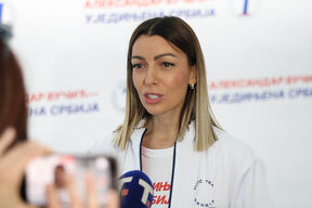 Skup liste Aleksandar Vučić Ujedinjena Srbija 13.jpg
