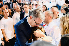 Aleksandar Vučić Ujedinjena Srbija 1.jpg