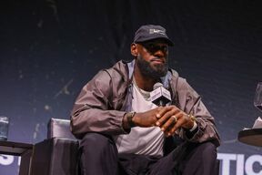 Lebron Džejms na konferenciji za medije