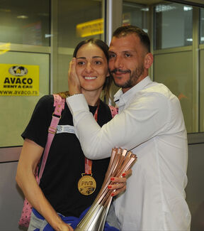 Maja Ognjenovic i Daca Ikodinovic (6).jpg
