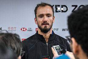 Danil Medvedev daje izjavu u Pekingu.