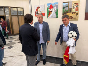 Dejo Savićević sa sinovima Moce Vukotića (1).jpg