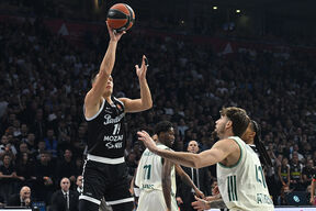 Partizan - Panatinaikos (1).jpg