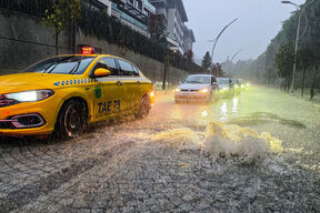 turska istanbul poplava (1).jpg