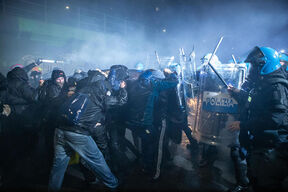 Protesti u Milanu (3).jpg