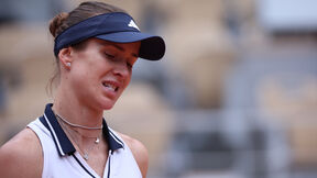 Elina Svitolina namešta reket na meču