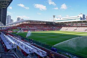 Brentford Liverpul stadion
