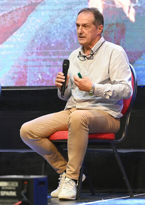Faruk Hadzibegić (1).jpg