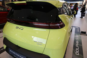 byd dolphin surf (1).jpg
