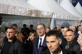 Skup liste Ujedinjena Srbija u Nišu (1).jpg