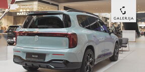 Mercedes-Benz GLB 250+ (1).png