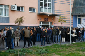 KIM Srbi glasanje (2).jpg