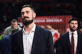 Nikola Kalinić na utakmici Zvezda Makabi
