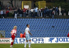 Za koga se igra fudbal u Srbiji?