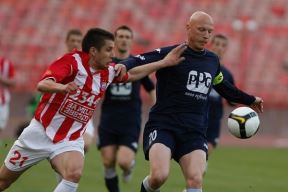 Za koga su igrali Zvezda i Javor?
