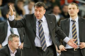 Crno-beli u finalu po navici