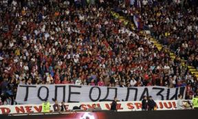 Prštalo na tribinama, na terenu nerešeno. Po navici