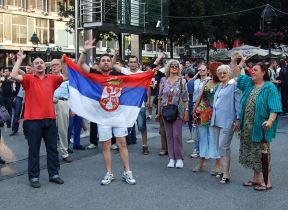 Protesti zbog hapšenja generala