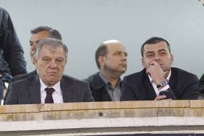 "Večiti" se zagrlili
