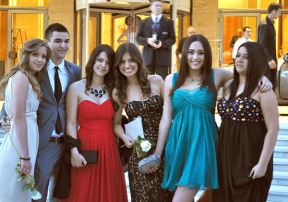 Maturantkinje od "million dolara"