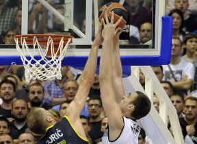 Fener ipak prejak za Partizan