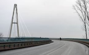 Most identičan beogradskom
