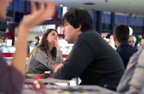 Speed dating na Dan zaljubljenih u Delta sitiju.