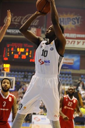 Partizan pobedio Zvezdu 77:63 u utakmic ABA lige u beogradskoj hali Pionir.