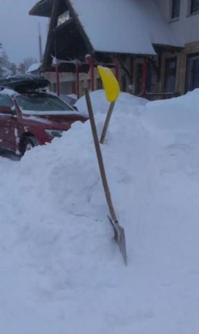 Snežna mećava na Kopaoniku, sneg pada bez prestanka