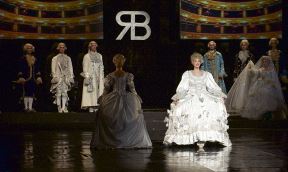 Renato Balestra revija u Beogradu na kolarcu