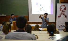Dan sećanja na preminule od AIDS-a.