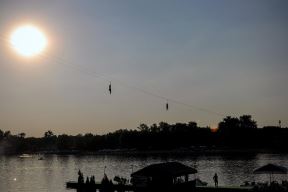 Zip-line na Adi Ciganliji, adrenalinska zabava koju morate da probate.