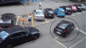 Beograd: ostavio automobil nasred ulice