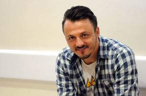 Daniel Kajmakoski osvojio MTV Best Adria Act nagradu