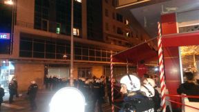 Podgorica: Sukob policije i demonstranata, šok bombe, suzavac, polomljeni izlozi