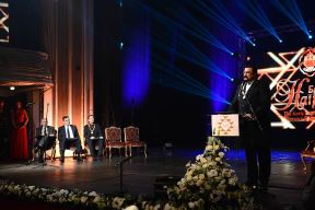 Stiven Sigal i Dragan Džajić laureati nagrade za dobročinstvo i humanitarni rad u Srbiji.