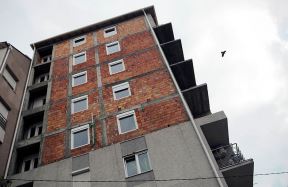 Nelegalna gradnja Beograd - Nadzidao pet spratova na trospratnici na opštini Zvezdara