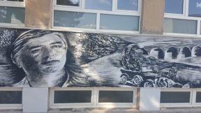 Murali velikana na zidu nikšićke škole (FOTO)