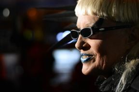 Sladjana Milošević u ulozi Di-džeja